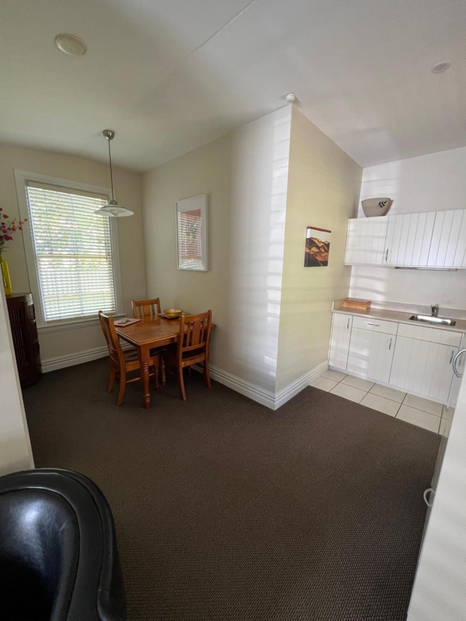 Pinot Villas Martinborough Buitenkant foto